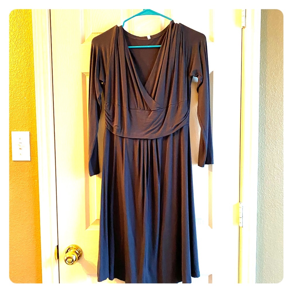 B2G1👀 Nursing/maternity friendly dress